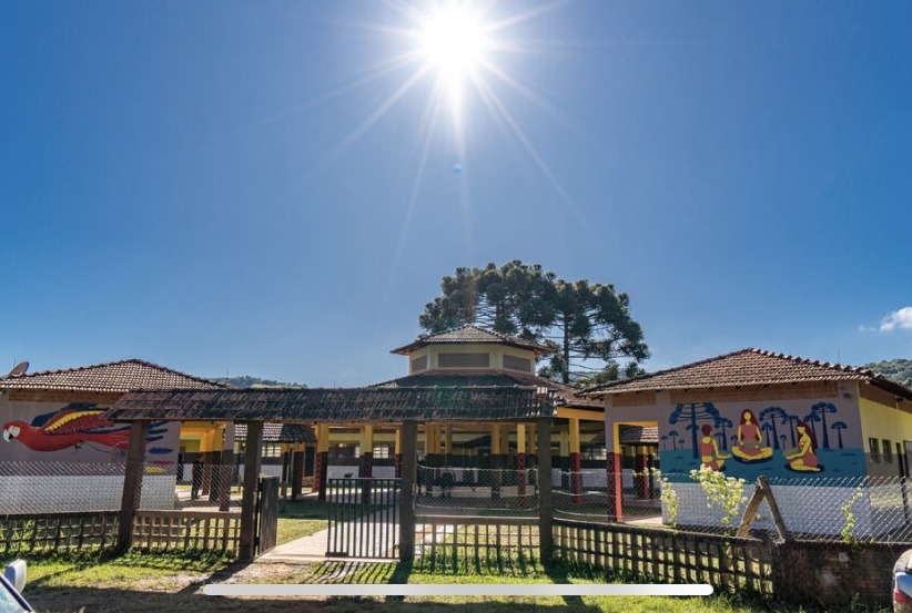 Foto do Colégio Estadual Indígena Cacique Otávio Santos