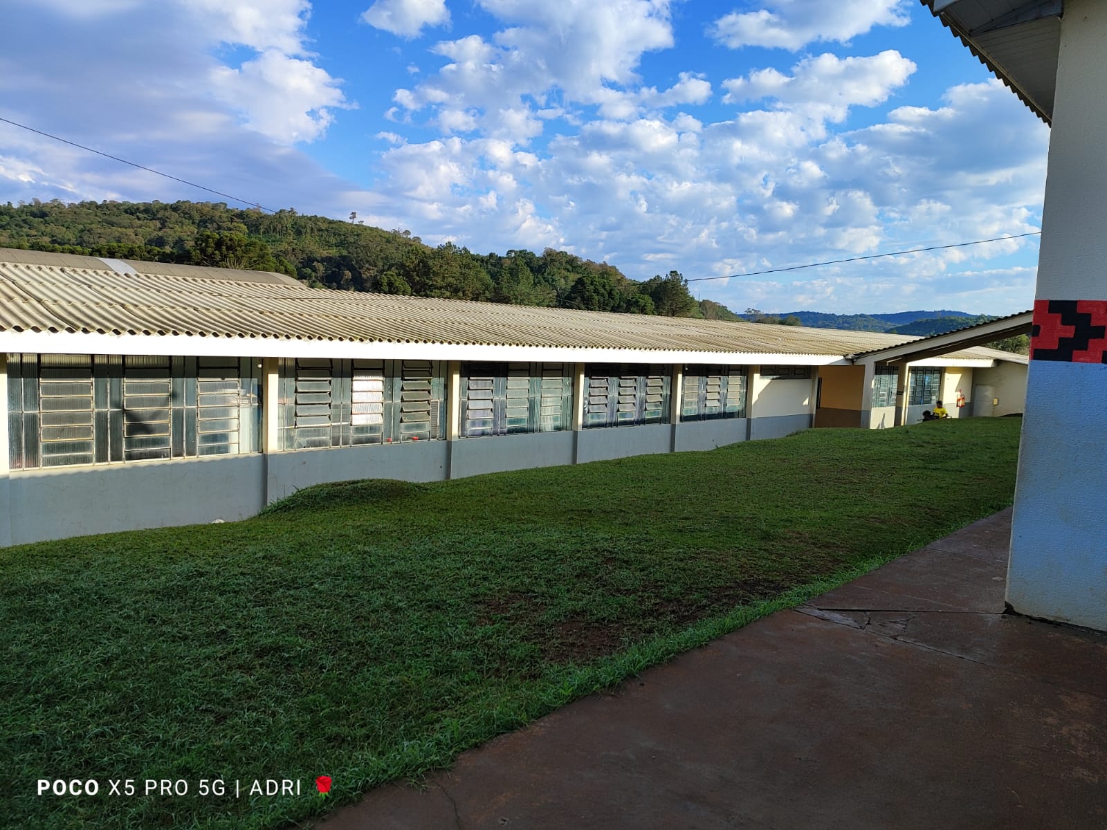 Foto da Escola Estadual Indígena Coronel Nestor Silva