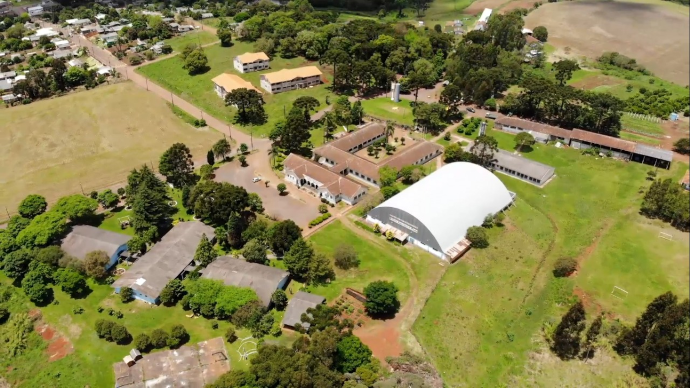 Foto aérea do CEEP Assis Brasil - Clevelândia - Paraná