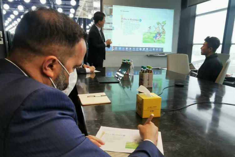 Na Coreia do Sul, secretário da Educação conhece tecnologias educacionais e soluções para o ensino profissionalizante