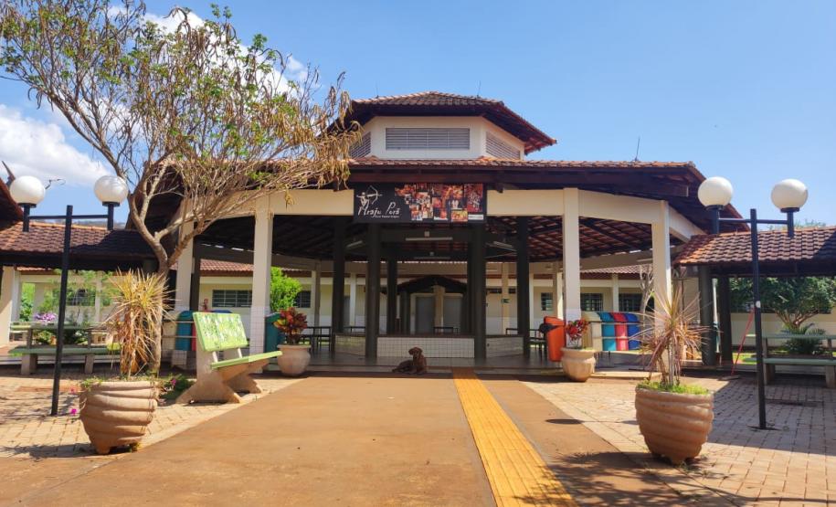 Foto da Escola Estadual Indígena Araju Porã
