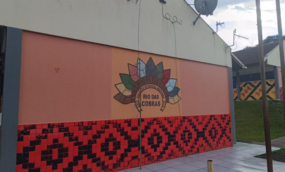 Foto do Colégio Estadual Rio das Cobras