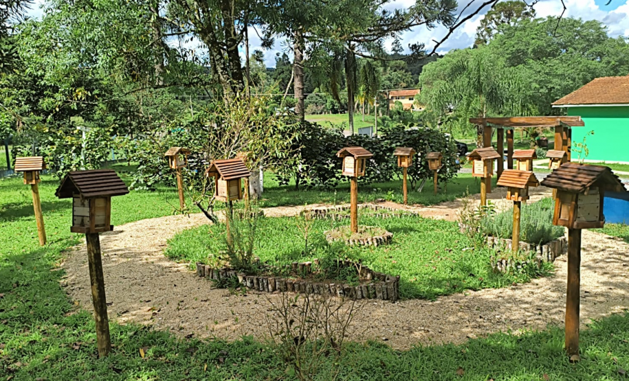 Casa das abelhas do meliponário do CEEPA São Mateus